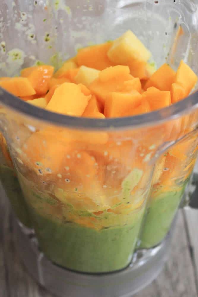 Tropical Green Smoothie