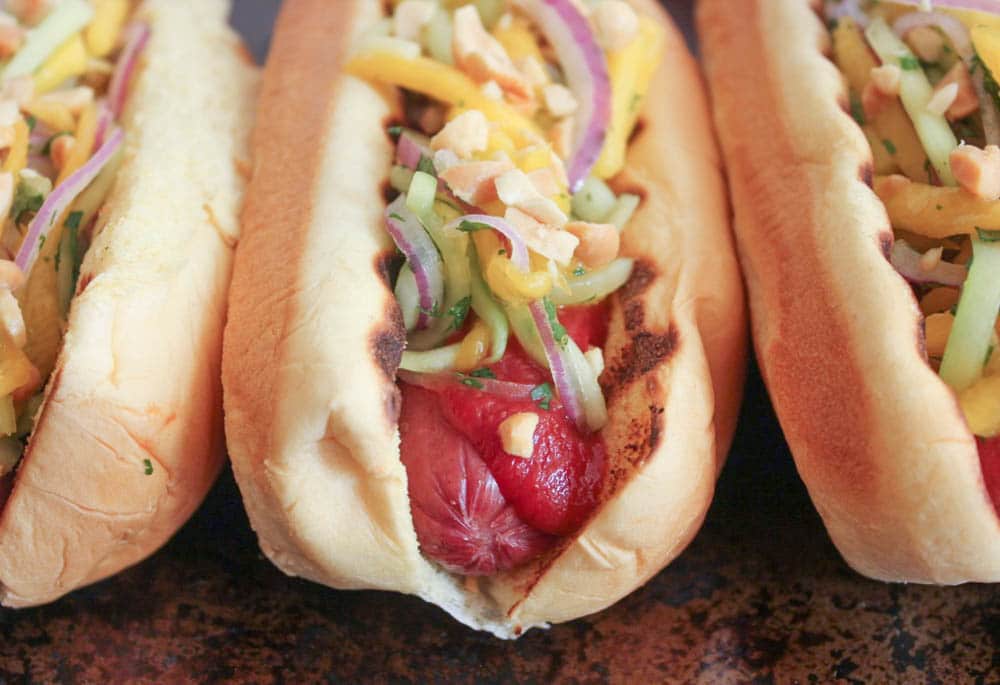 Grilled-Beef-Hot-Dogs-with-Mango-Cucumber-Slaw-and-Srirachup-6
