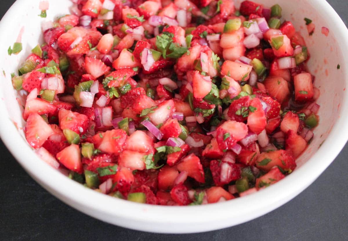 Cilantro-Lime-Chicken-with-Strawberry-Jalapeno-Salsa-step-4