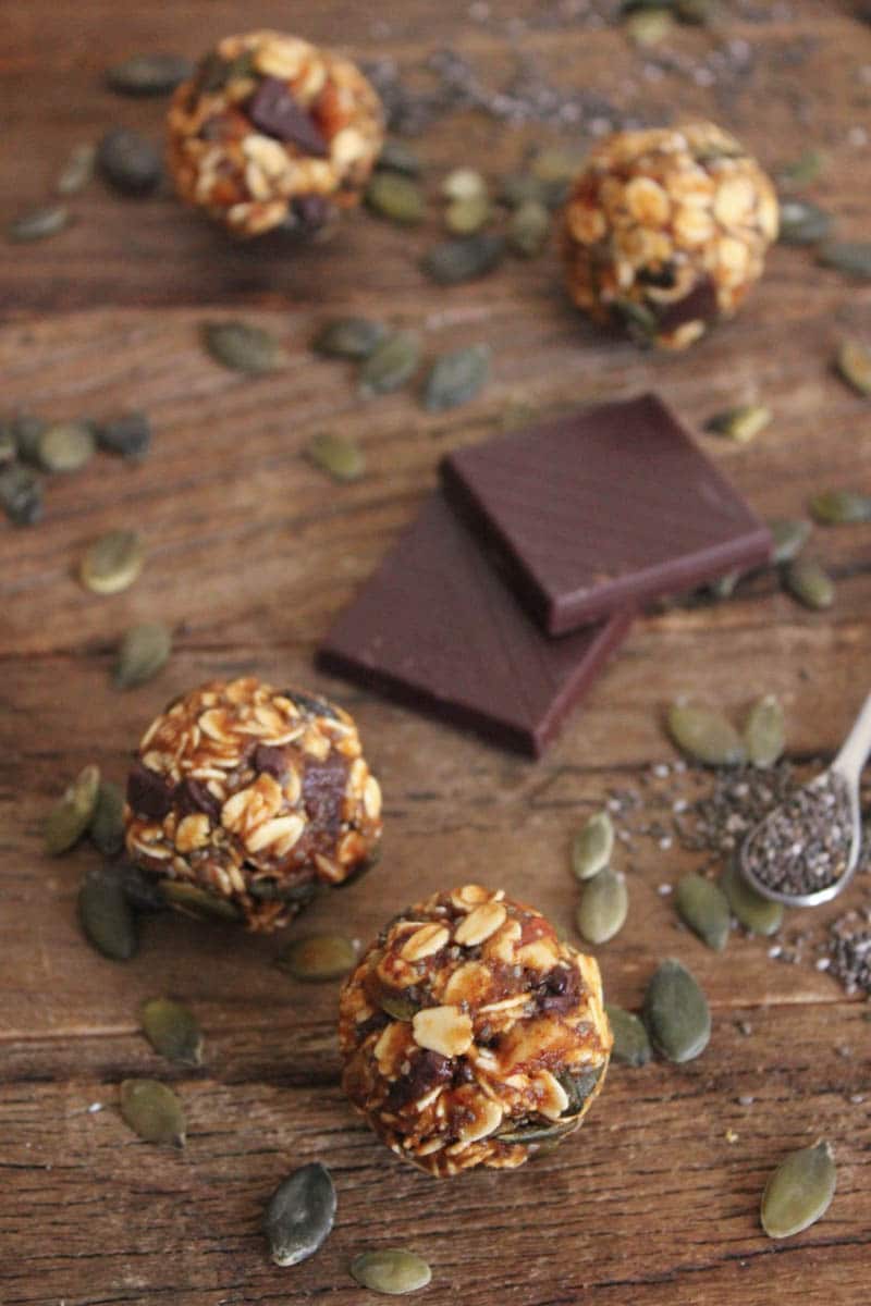 No-Bake-Pumpkin-Pie-Energy-Bites-Vegan-Gluten-Free-4