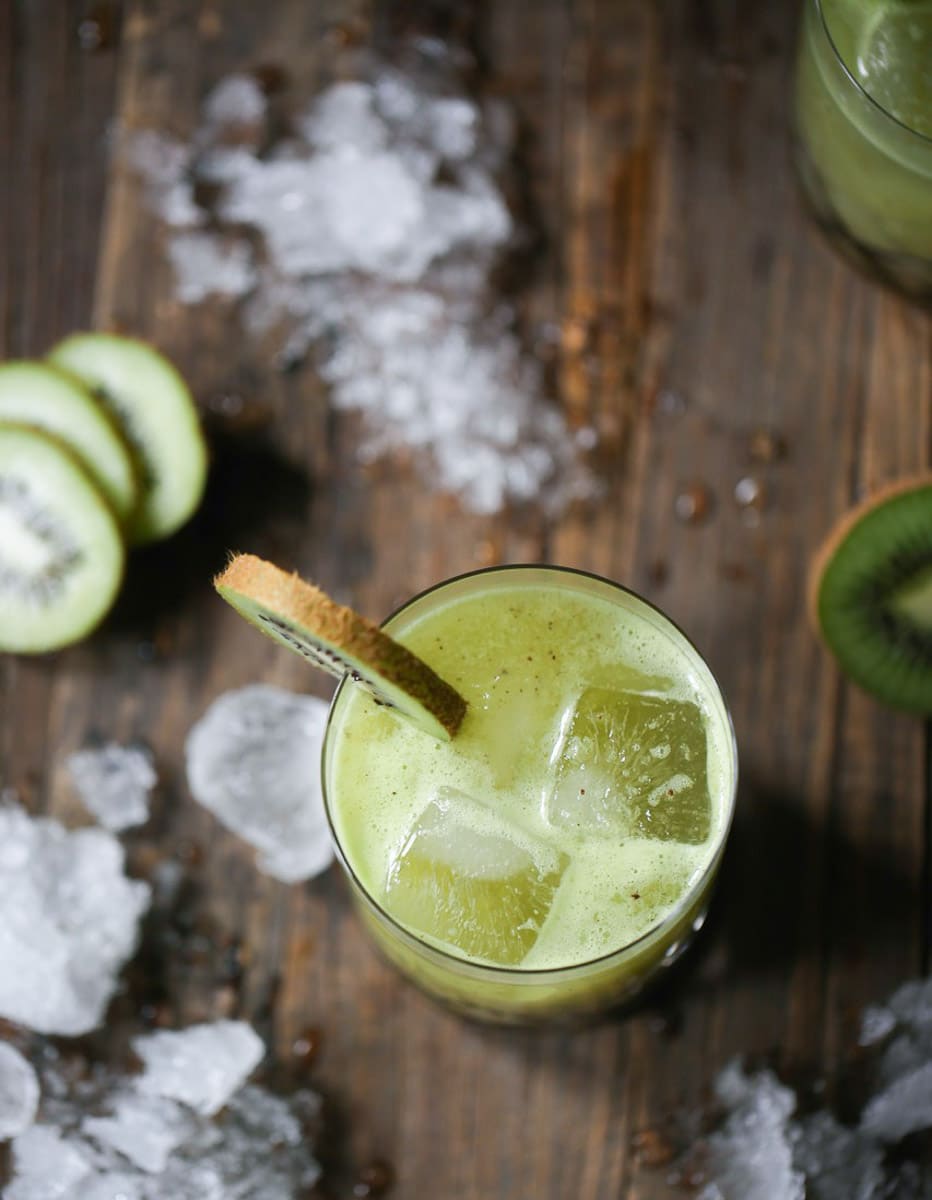 kiwi-kiss-rum-cocktail-2