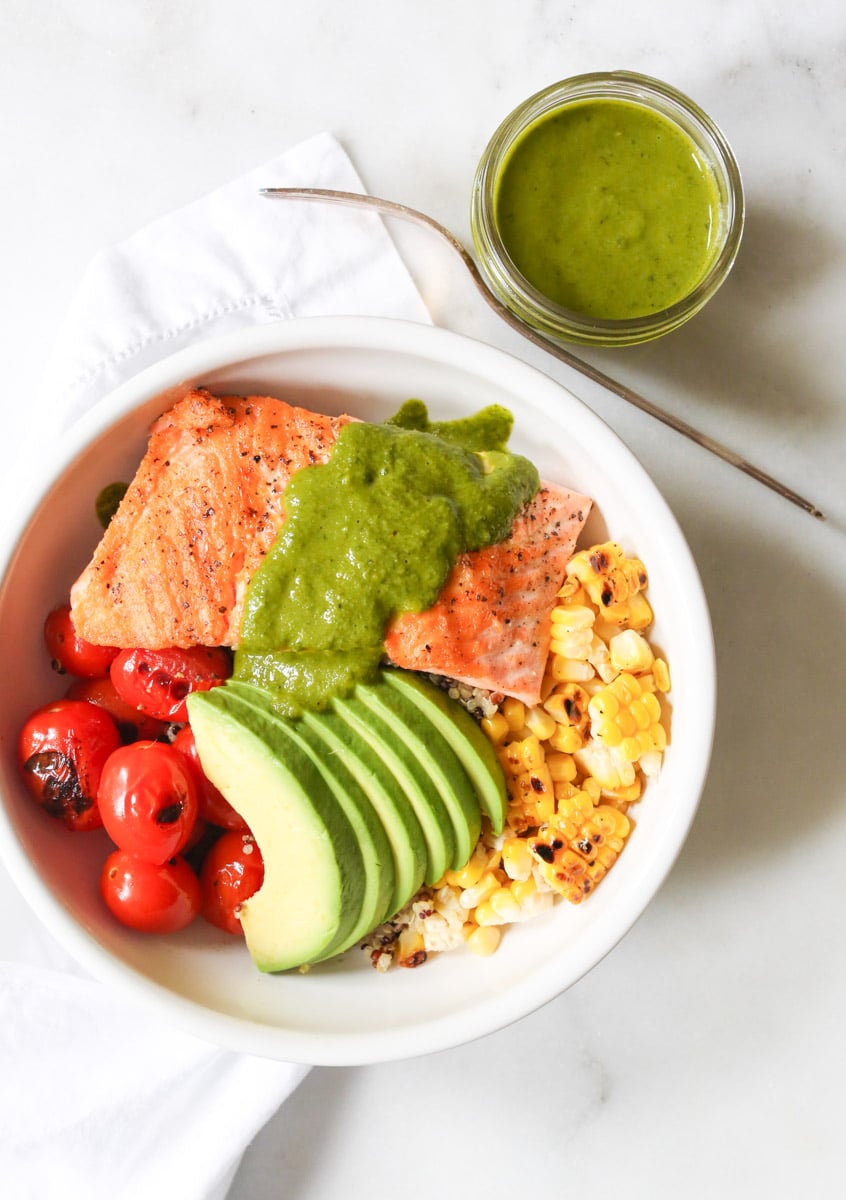 Summer-Quinoa-Bowl-with-Grilled-Salmon-and-Basil-Vinaigrette-4