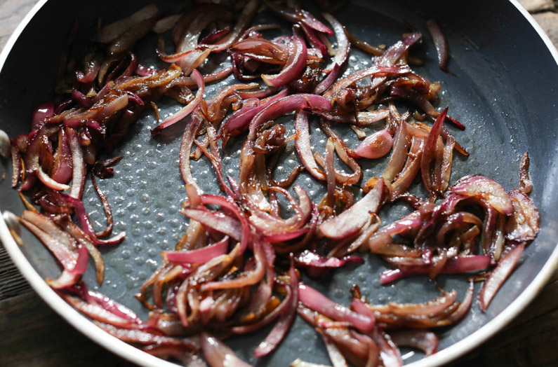 butternut-squash-tostadas-with-hummus-caramelized-onions-step-5