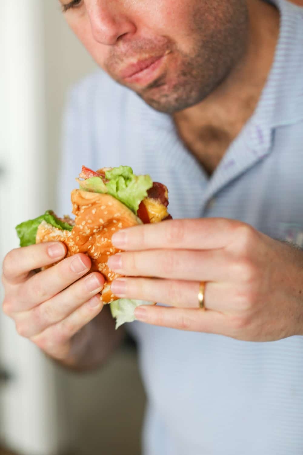 cheeseburger dogs with special sauce